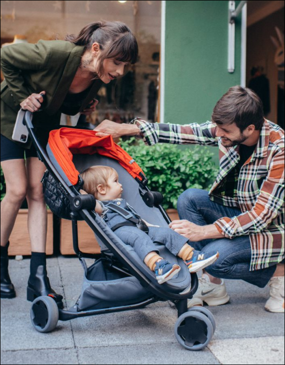 KnownnamE ベビーカー zapp flex 対面切り替え可 KnownnamE 様専用ベビーカー zapp flex 対面切り替え可 - メルカリ